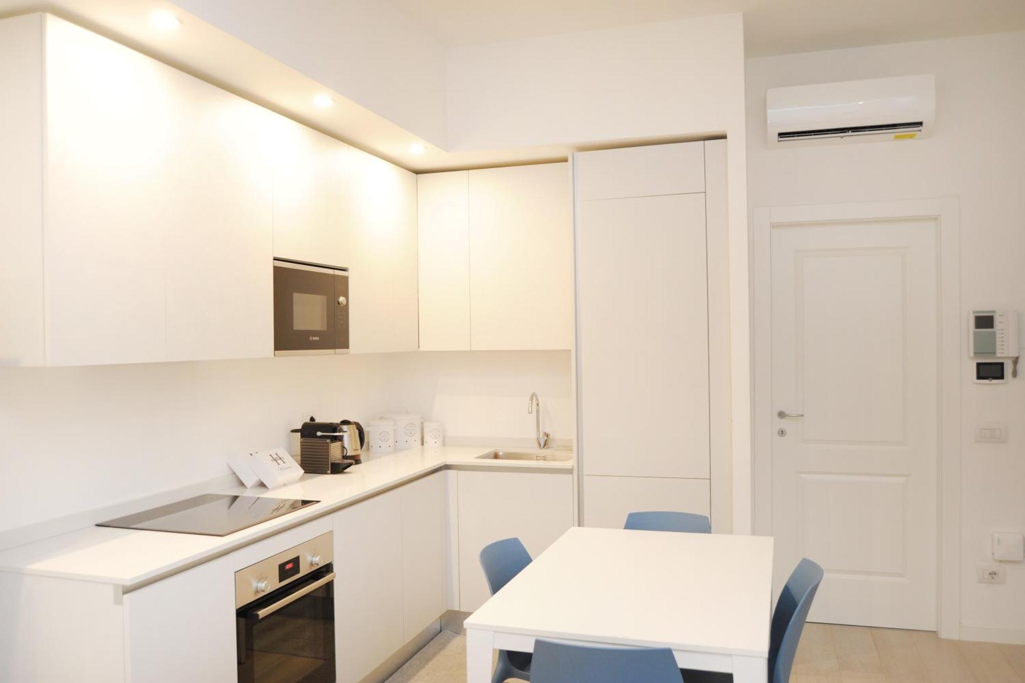 Apartment Lanzone Mailand